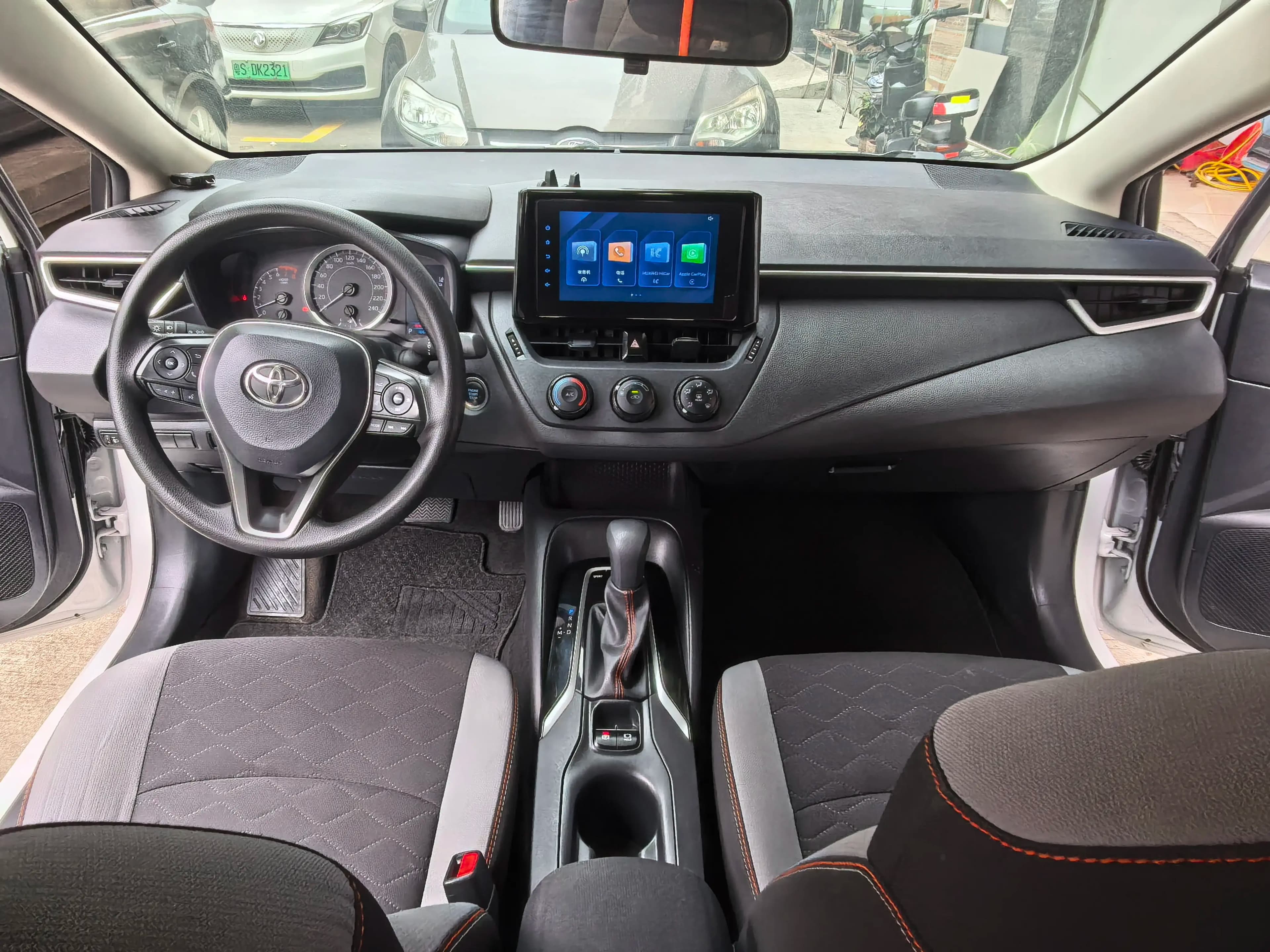 Toyota Corolla 2022 г. 48535 км. — фото 15
