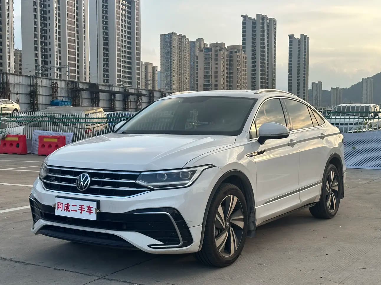 Volkswagen TiguanX 2021 г. 51130 км.