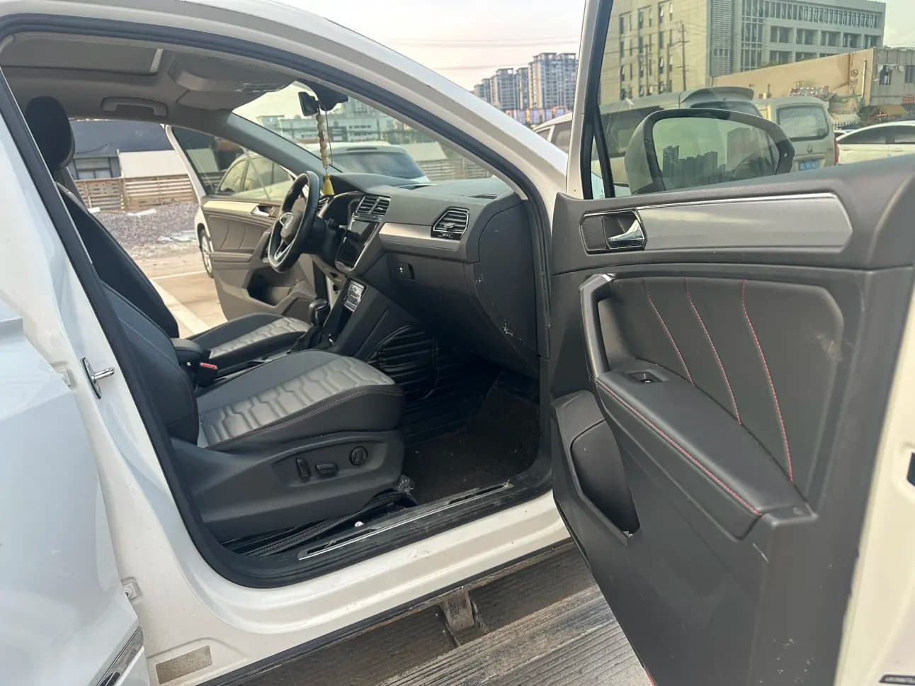 Volkswagen TiguanX 2021 г. 51130 км. — фото 14
