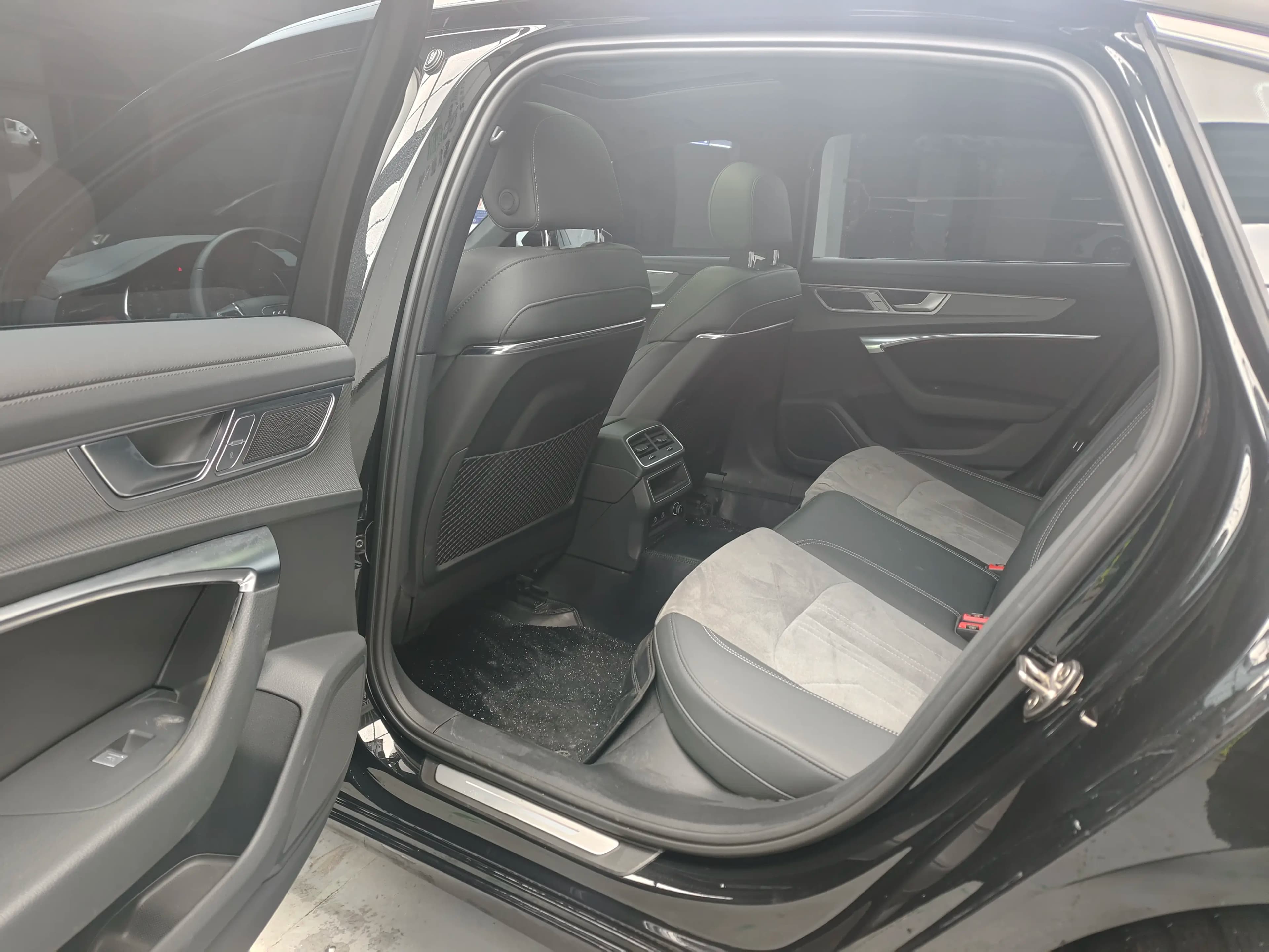 Audi A6L 2023 г. 29000 км. — фото 10