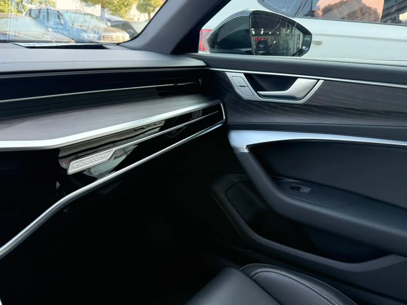 Audi A6L 2025 г. 3900 км. — фото 4