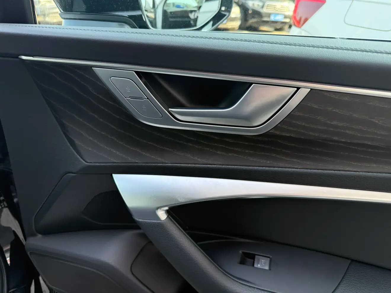 Audi A6L 2025 г. 3900 км. — фото 10