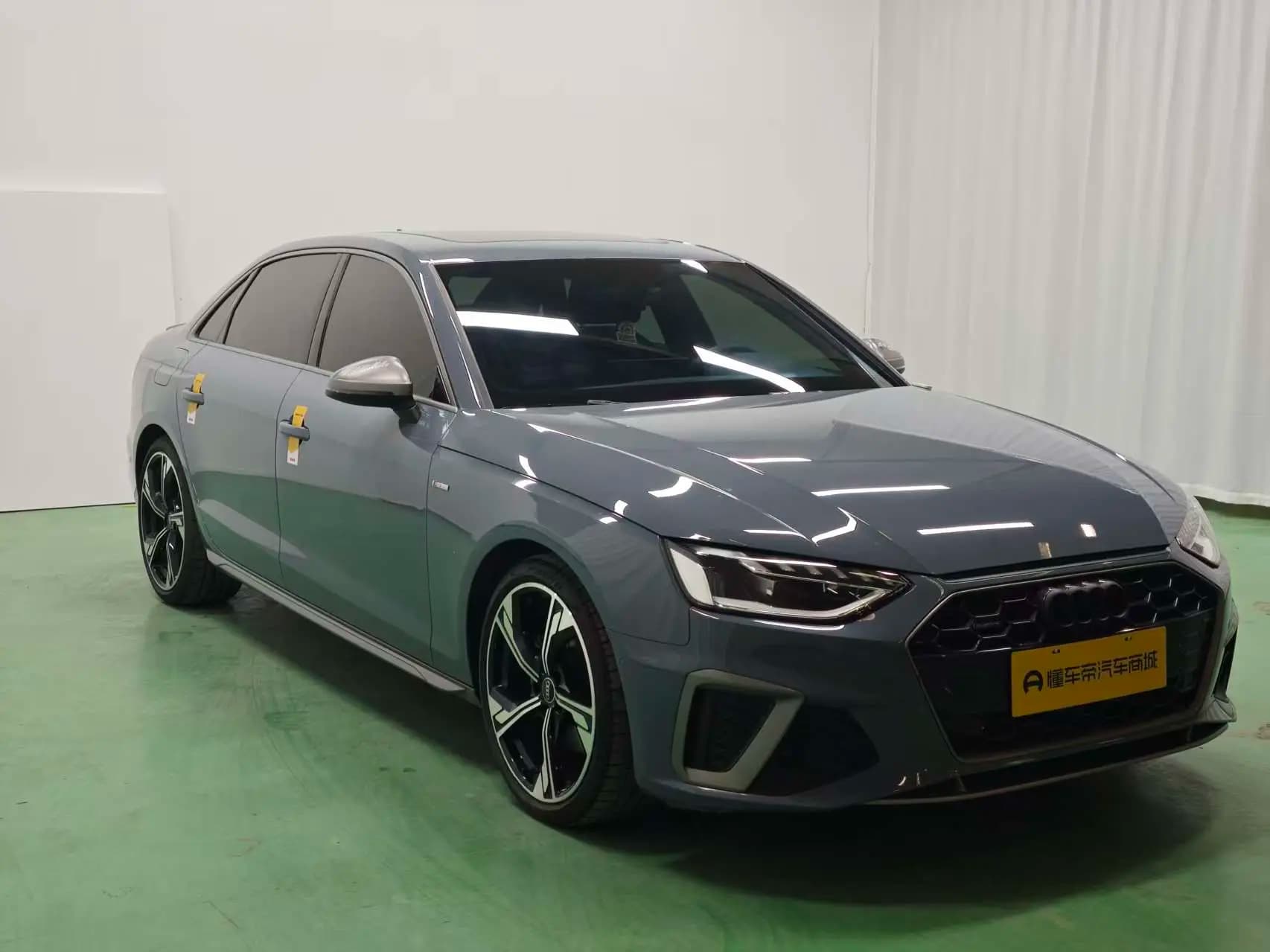 Audi A4L 2022 г. 34771 км. — фото 3