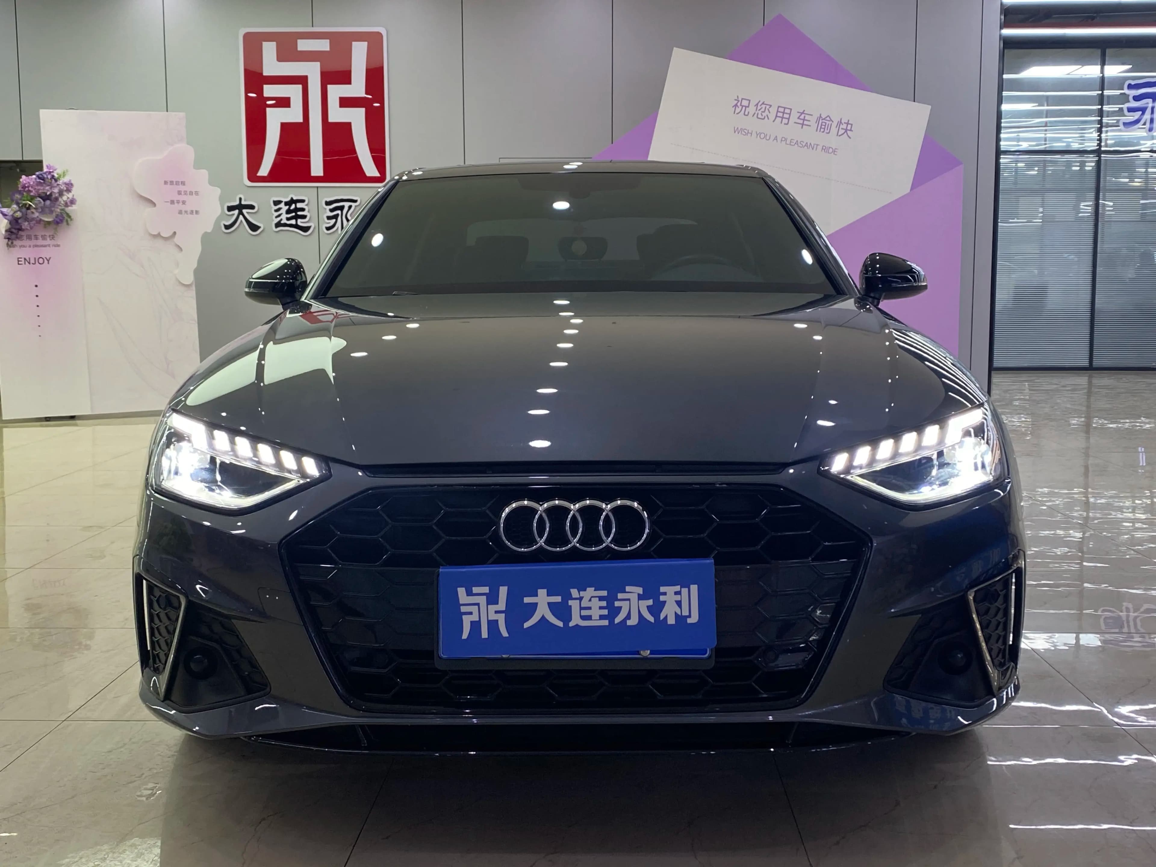 Audi A4L 2023 г. 27015 км. — фото 2