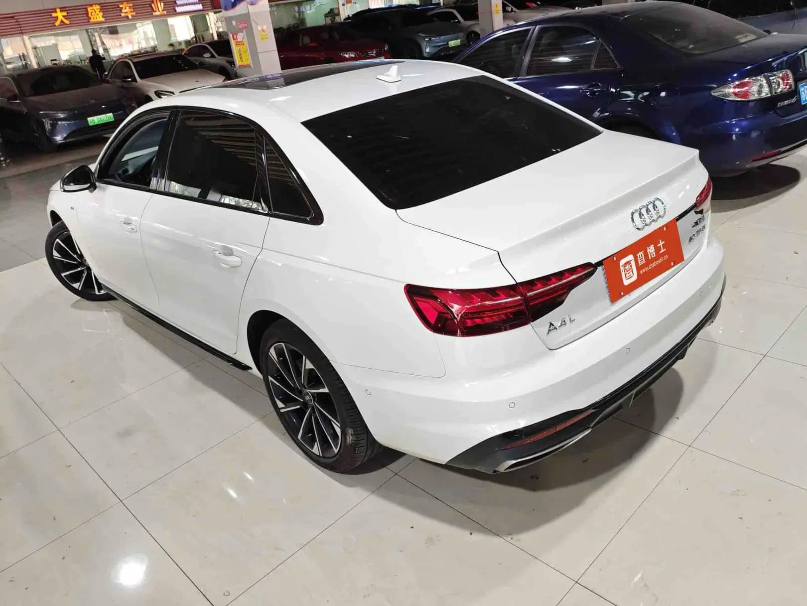 Audi A4L 2023 г. 30097 км. — фото 3