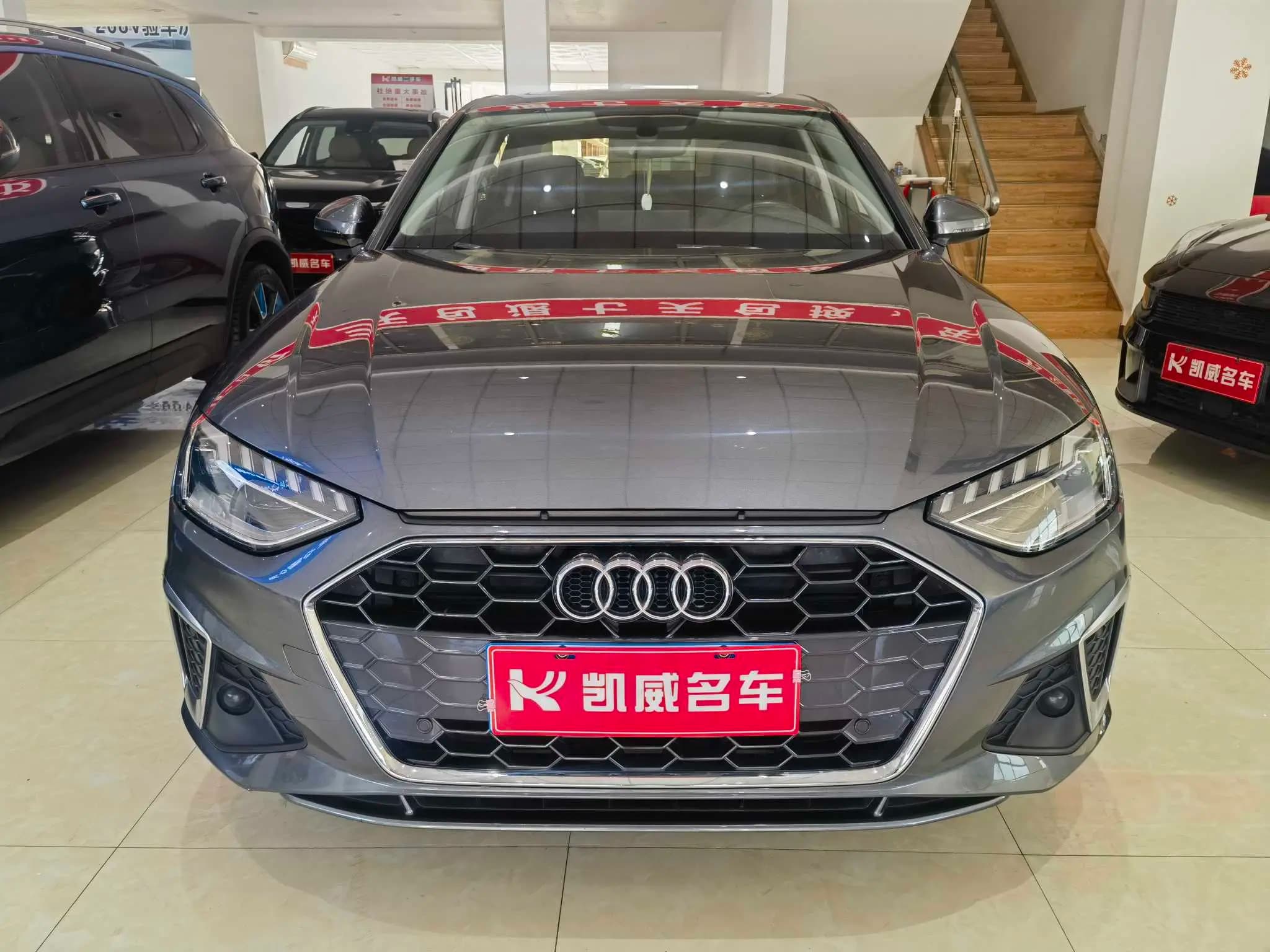 Audi A4L 2022 г. 76119 км. — фото 2