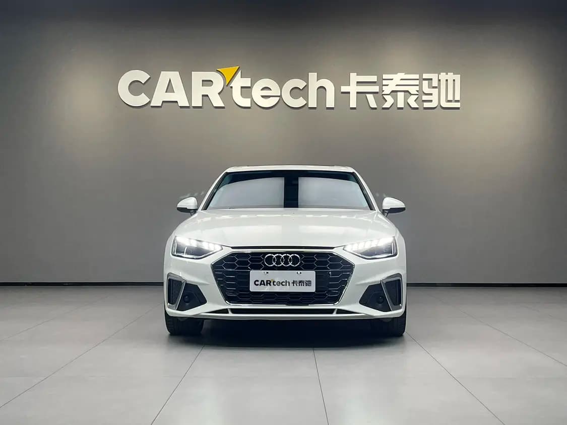 Audi A4L 2021 г. 59012 км. — фото 2