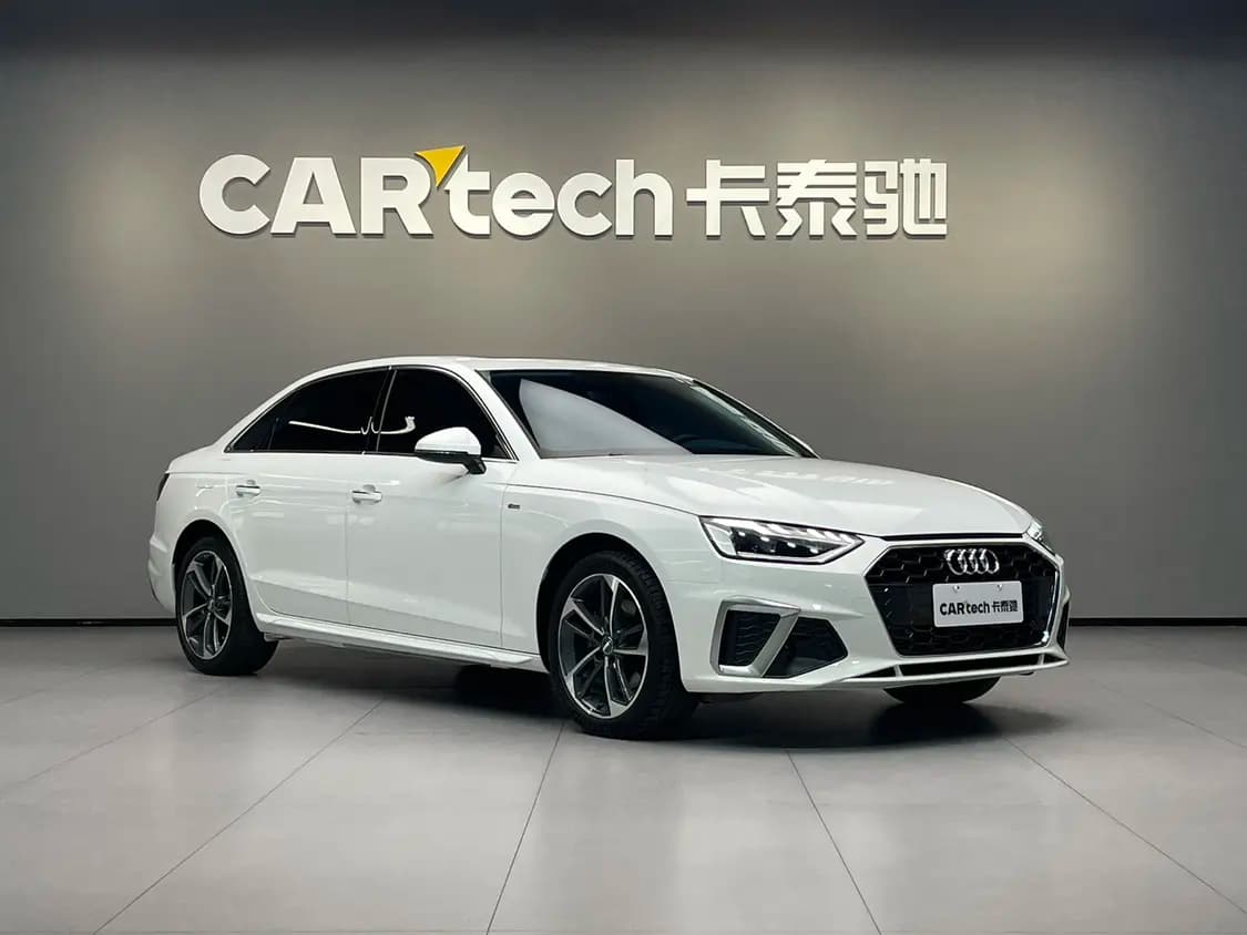 Audi A4L 2021 г. 59012 км. — фото 3