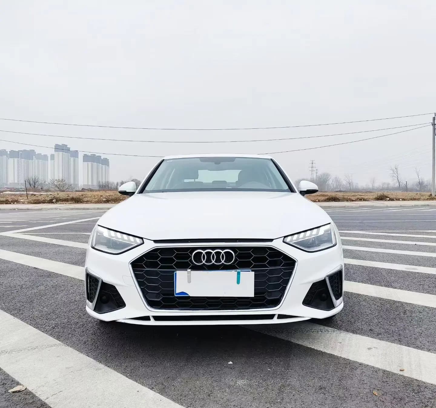 Audi A4L 2023 г. 70139 км. — фото 2