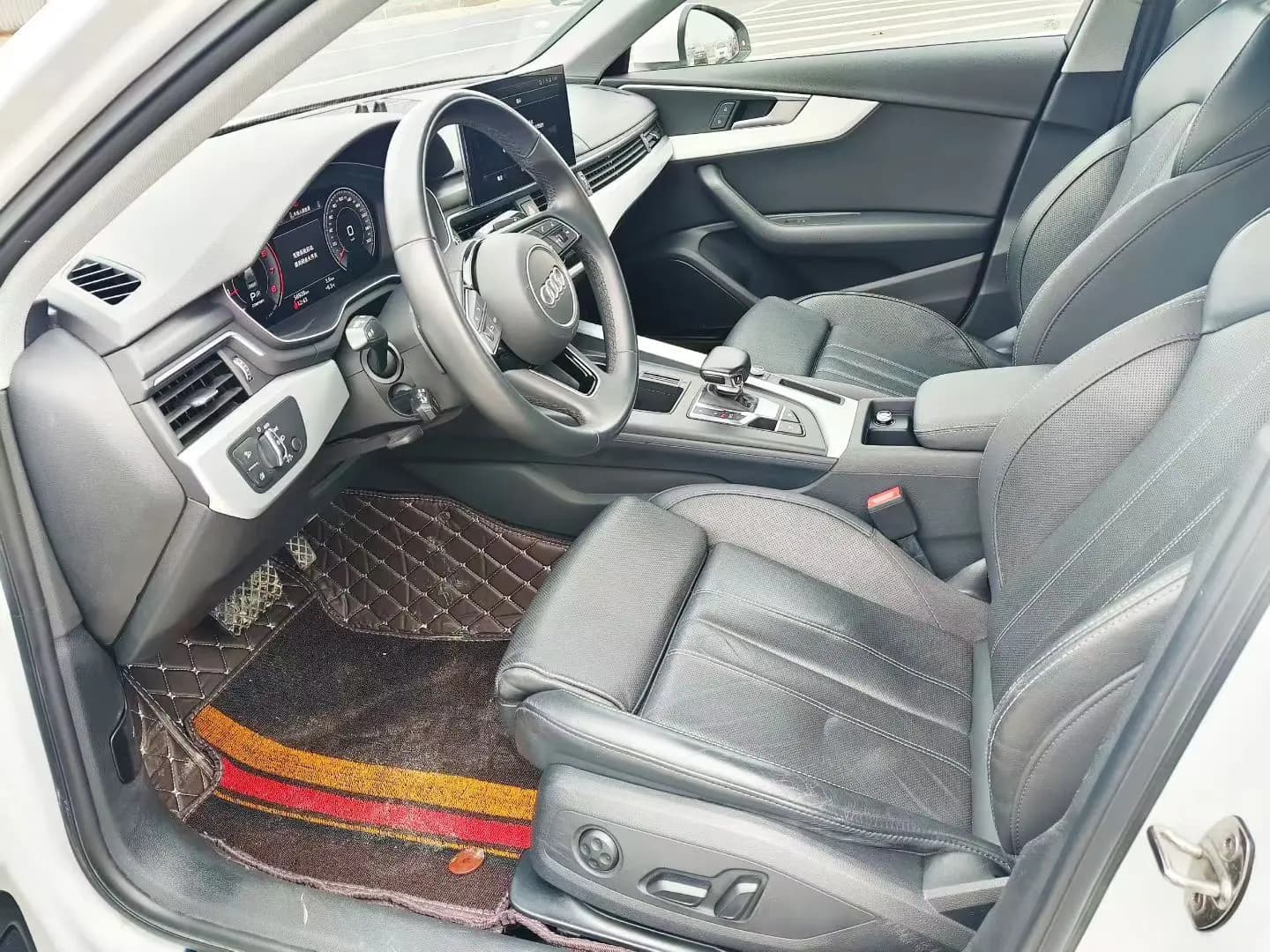 Audi A4L 2023 г. 70139 км. — фото 8