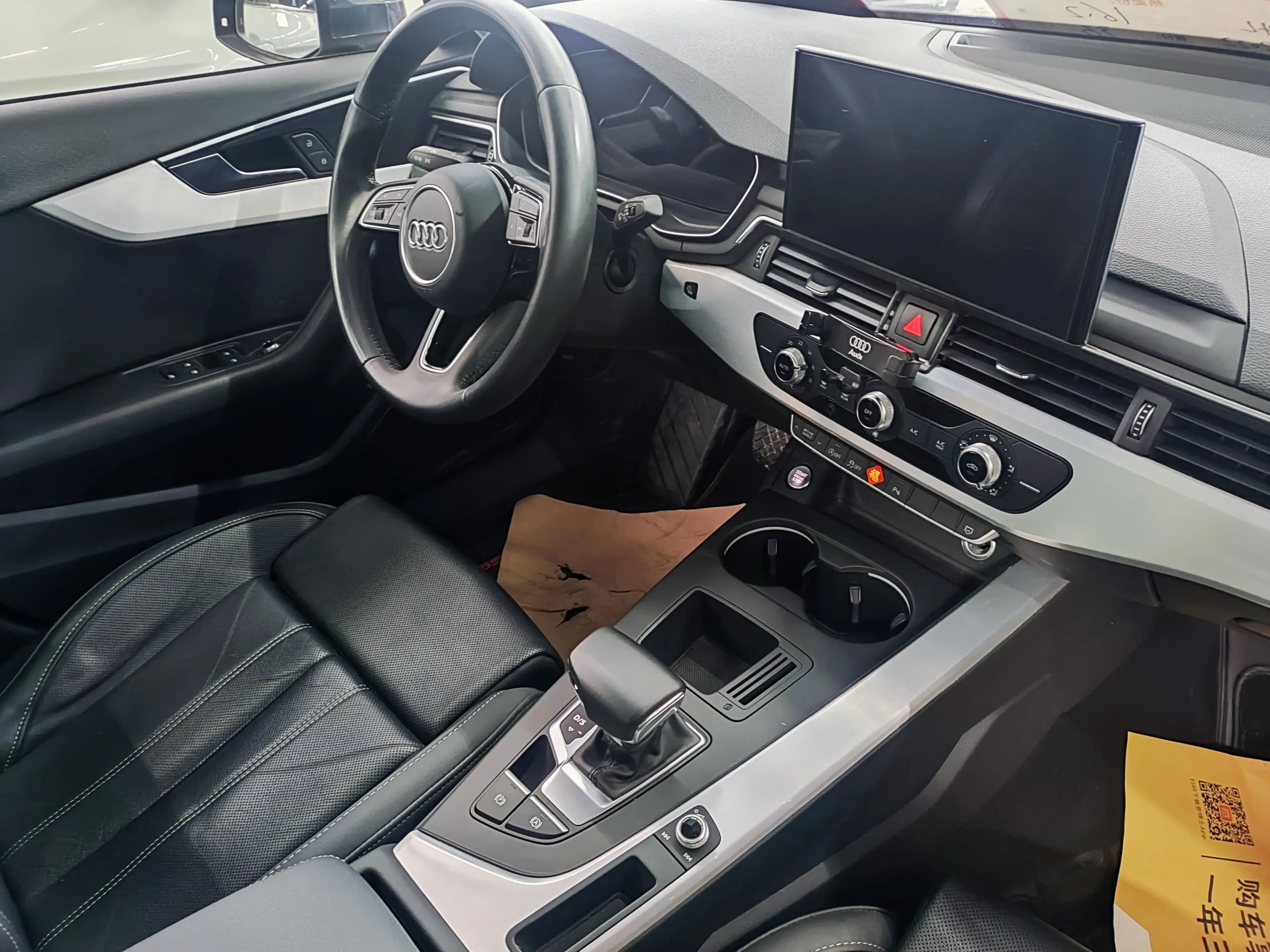 Audi A4L 2022 г. 68132 км. — фото 18