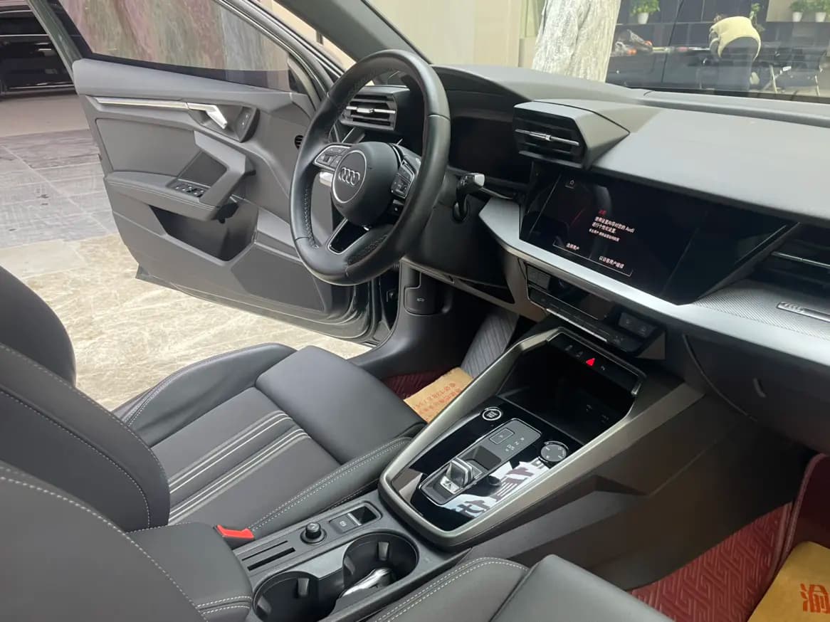 Audi A3 2023 г. 61922 км. — фото 12