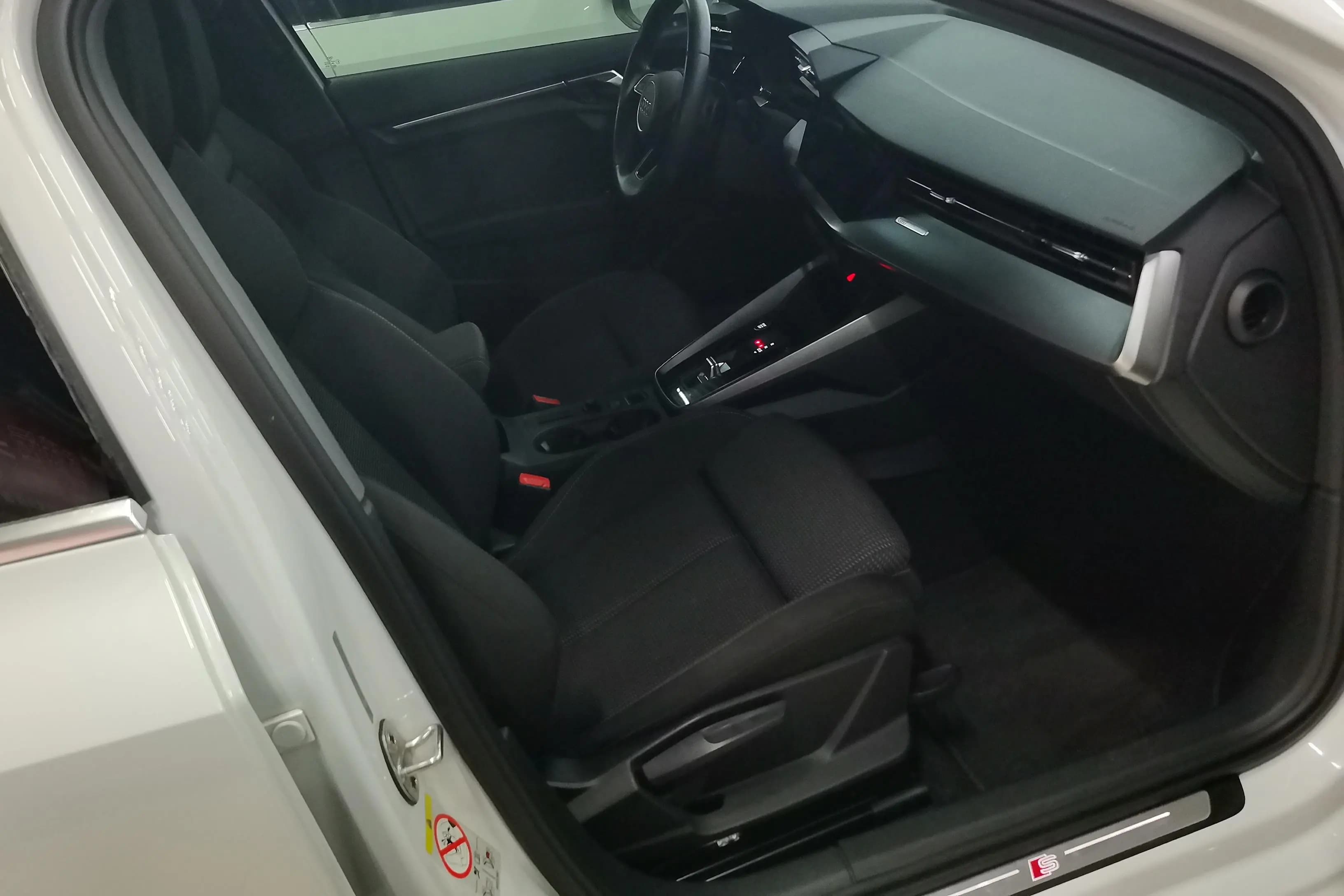 Audi A3 2021 г. 44816 км. — фото 8