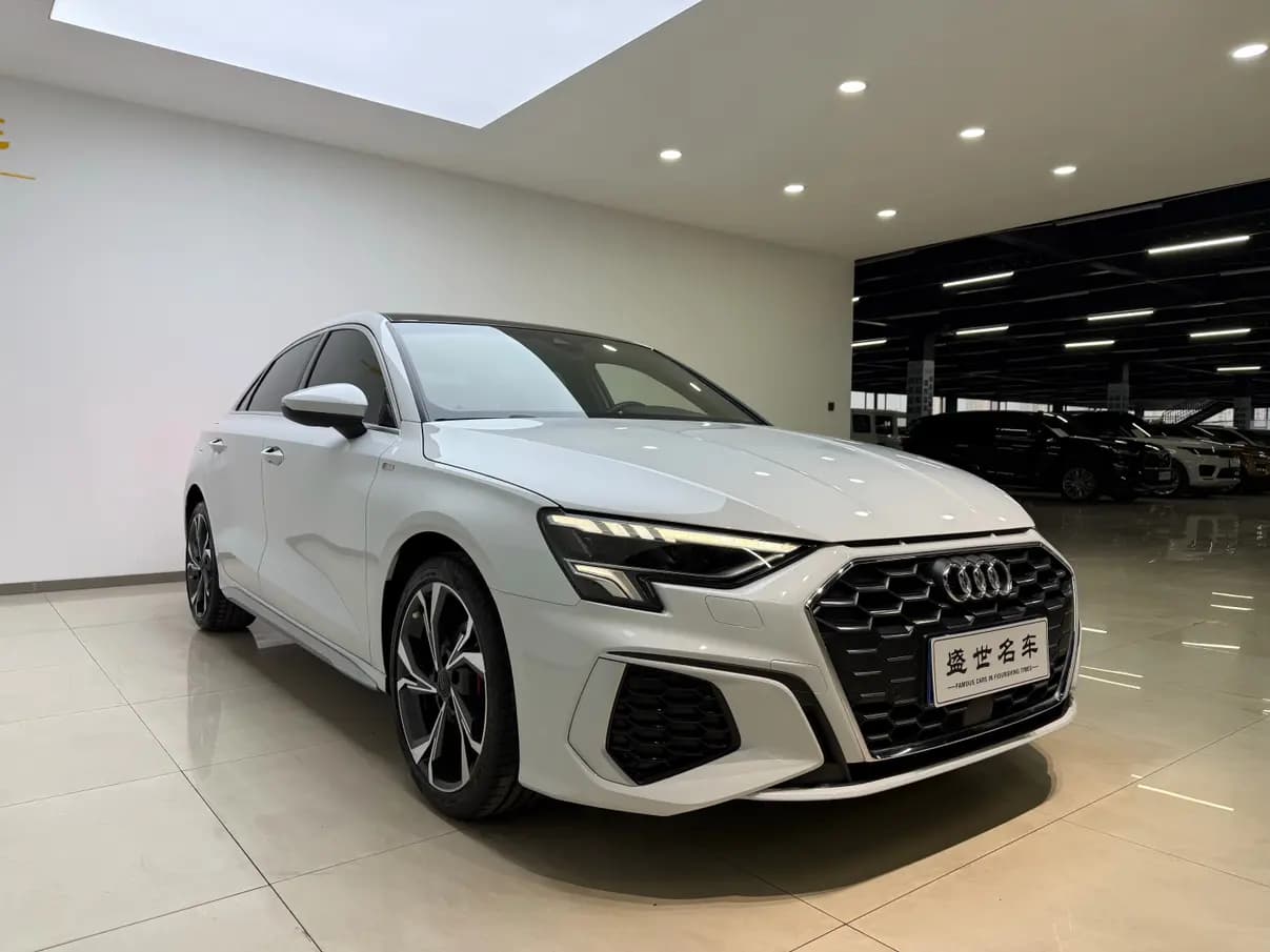 Audi A3 2021 г. 59127 км. — фото 3