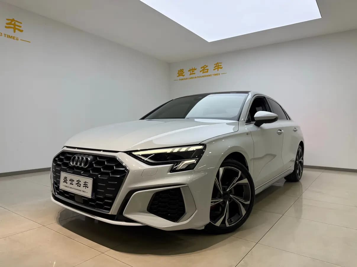 Audi A3 2021 г. 59127 км. — фото 9