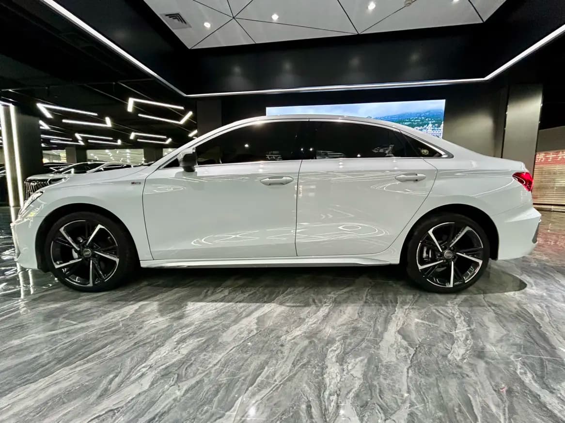Audi A3 2022 г. 44140 км. — фото 4