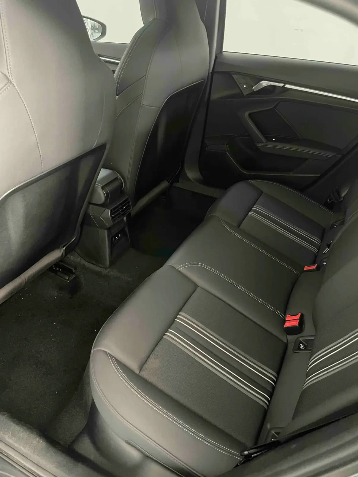 Audi A3 2021 г. 31500 км. — фото 20