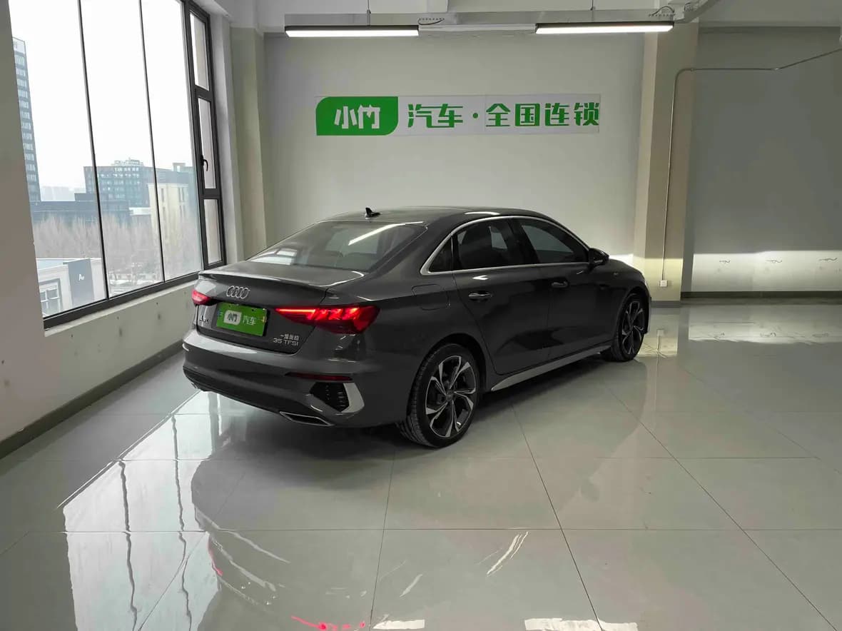 Audi A3 2021 г. 13001 км. — фото 5