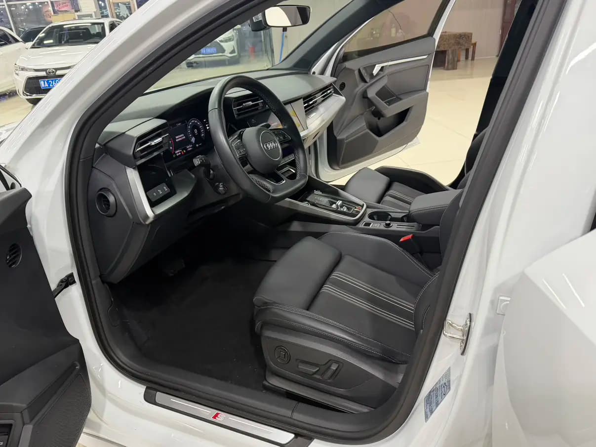 Audi A3 2022 г. 49018 км. — фото 19