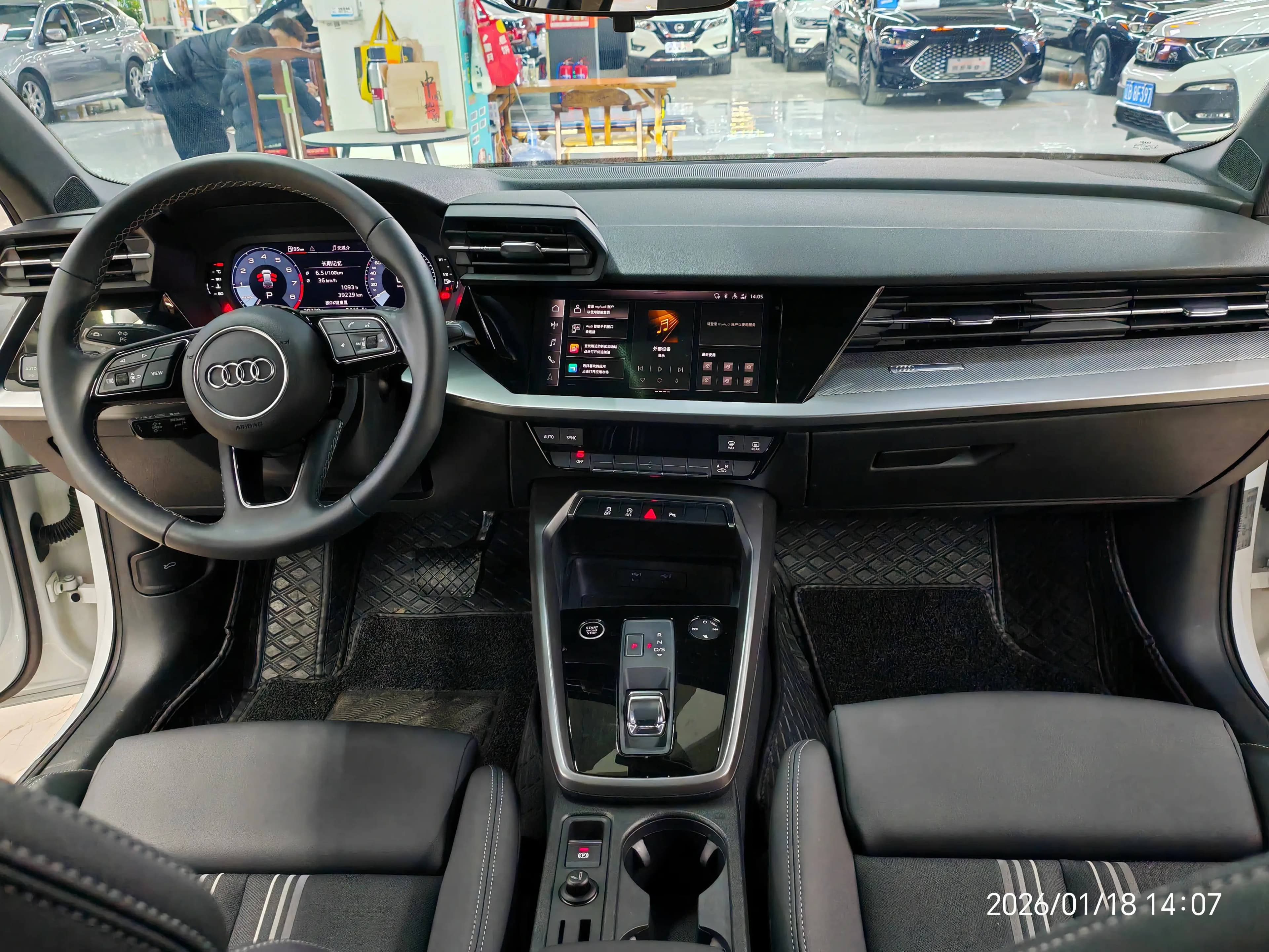 Audi A3 2022 г. 39023 км. — фото 5
