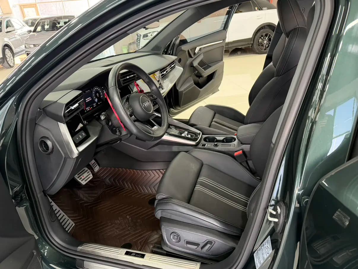 Audi A3 2022 г. 35079 км. — фото 17