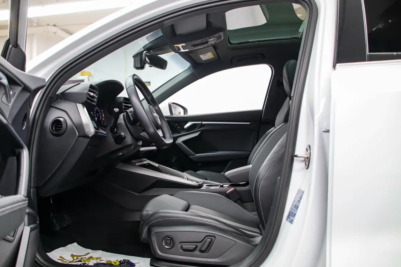 Audi A3 2023 г. 12091 км. — фото 11