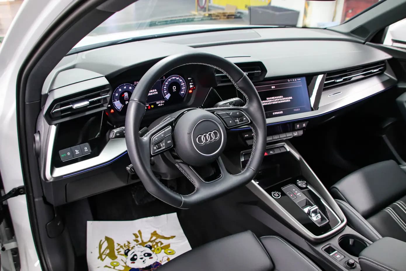 Audi A3 2023 г. 12091 км. — фото 9