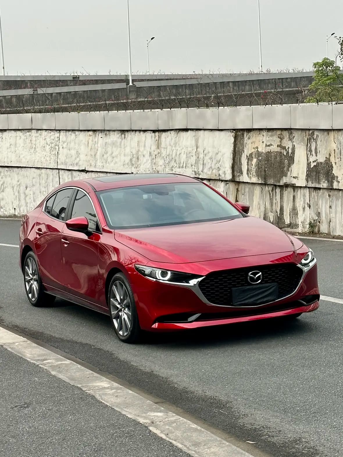 Mazda Axela 2024 г. 20125 км. — фото 3