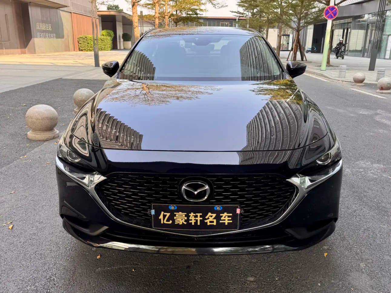 Mazda Axela 2023 г. 42014 км. — фото 2