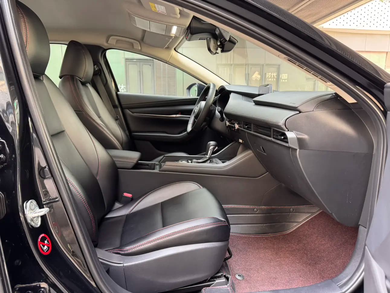 Mazda Axela 2023 г. 42014 км. — фото 15