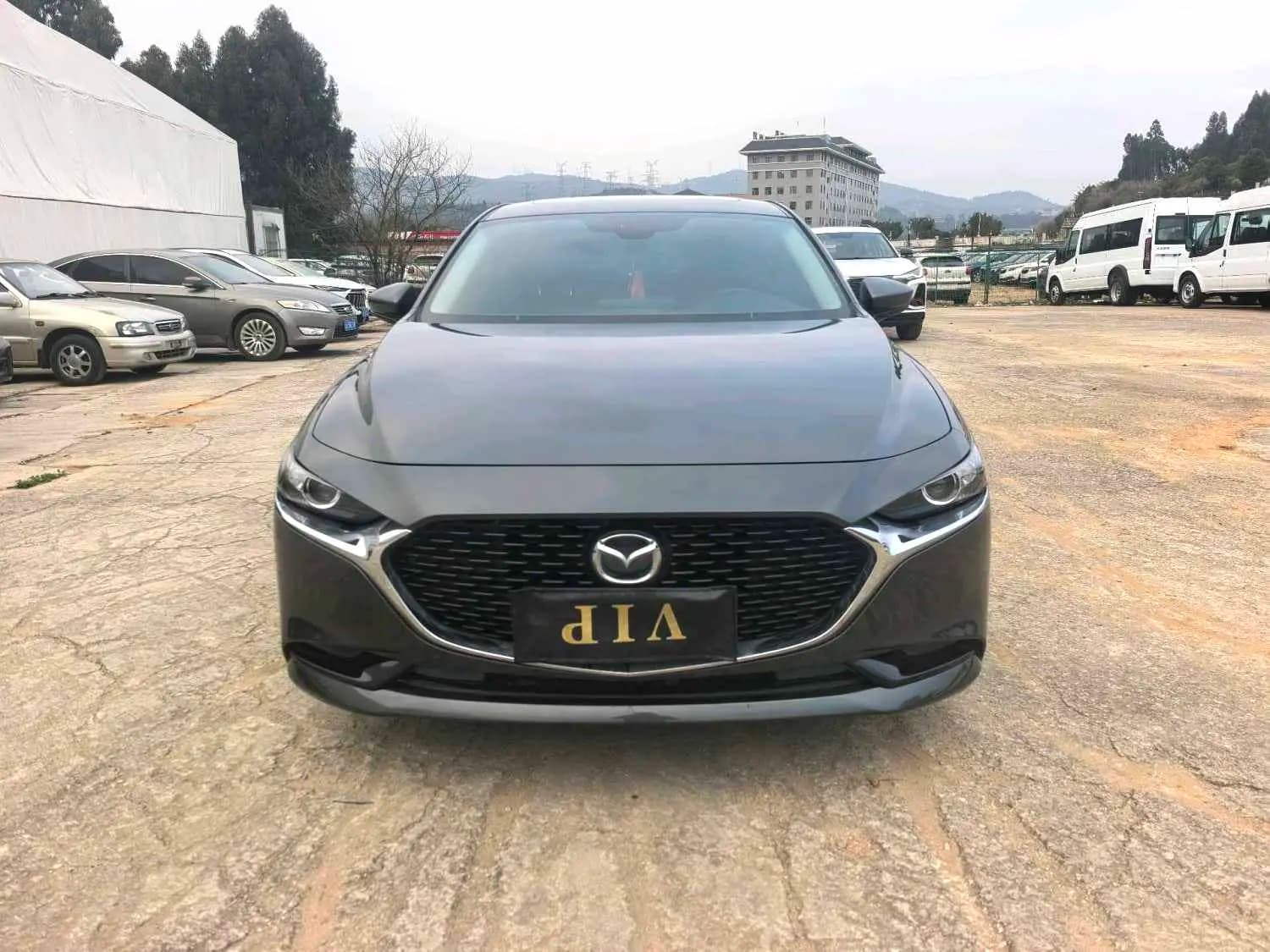 Mazda Axela 2022 г. 68015 км. — фото 2