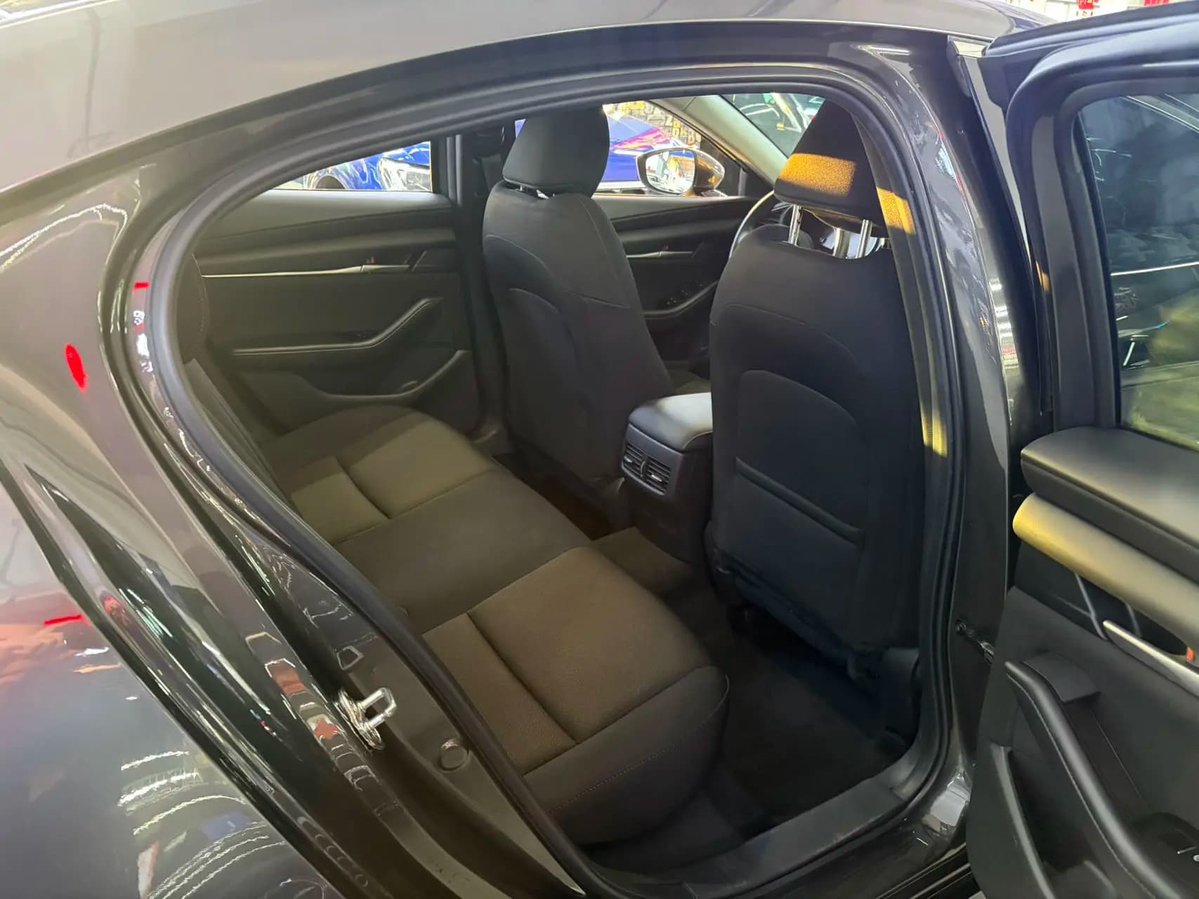 Mazda Axela 2022 г. 37079 км. — фото 15