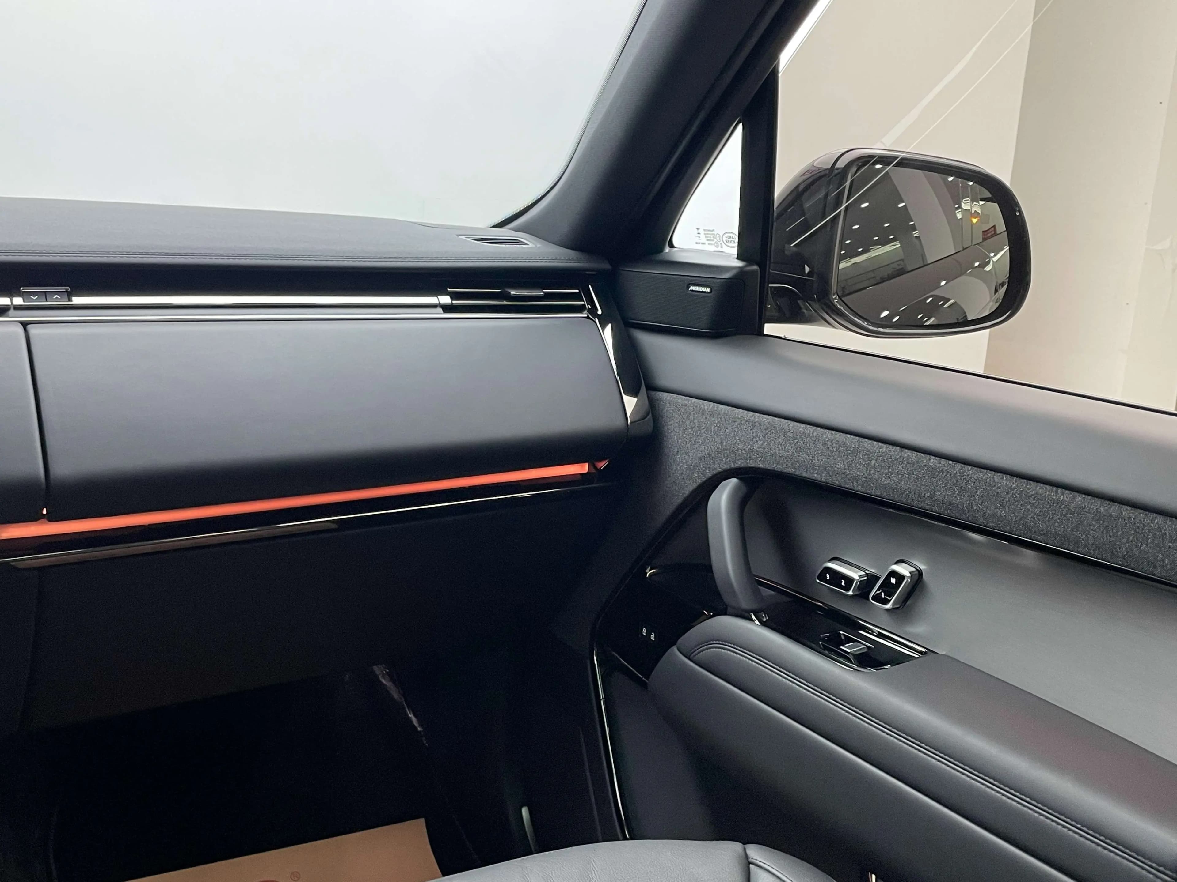 Land Rover Range Rover Sport 2023 г. 23000 км. — фото 15