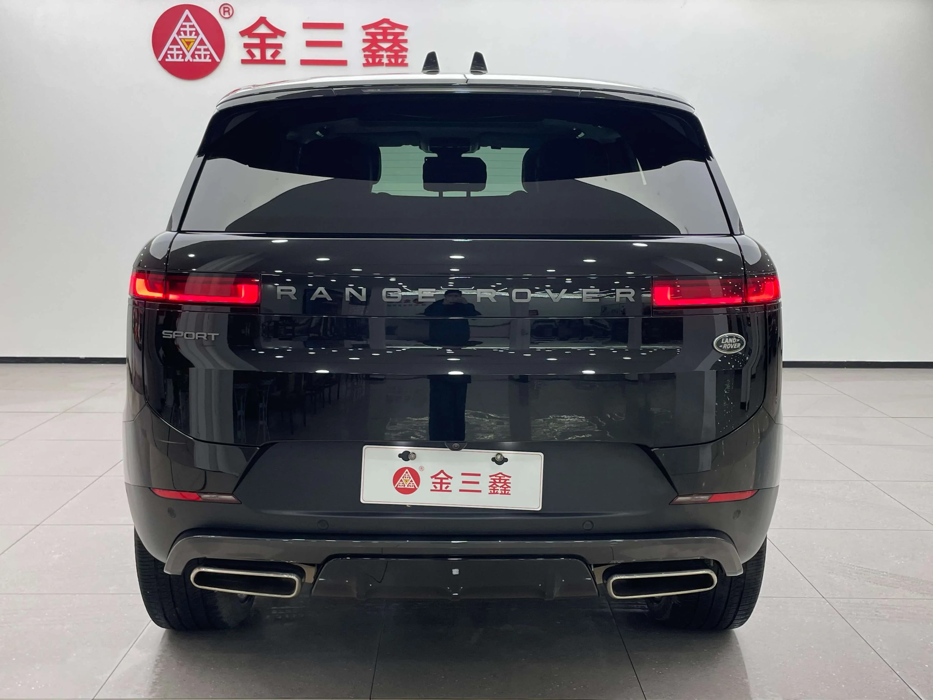 Land Rover Range Rover Sport 2023 г. 23000 км. — фото 4