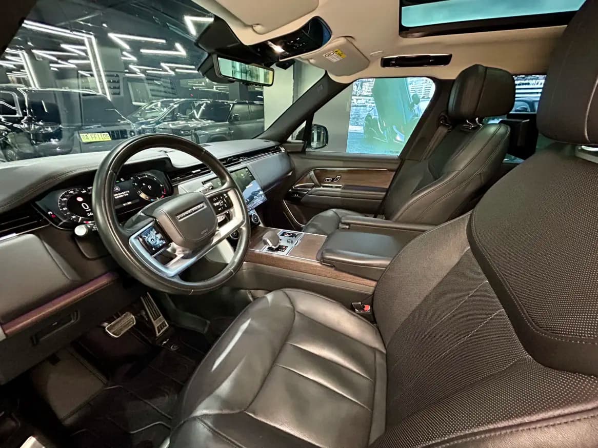 Land Rover Range rover 2022 г. 120016 км. — фото 37