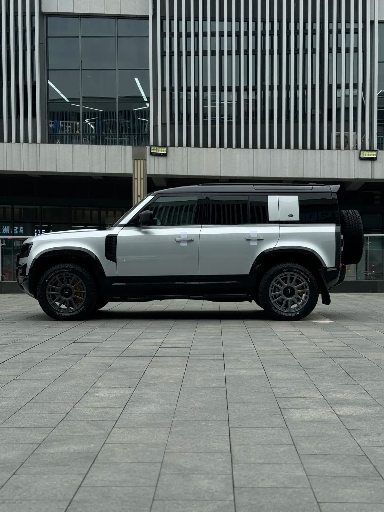 Land Rover Guard 2021 г. 60143 км. — фото 4