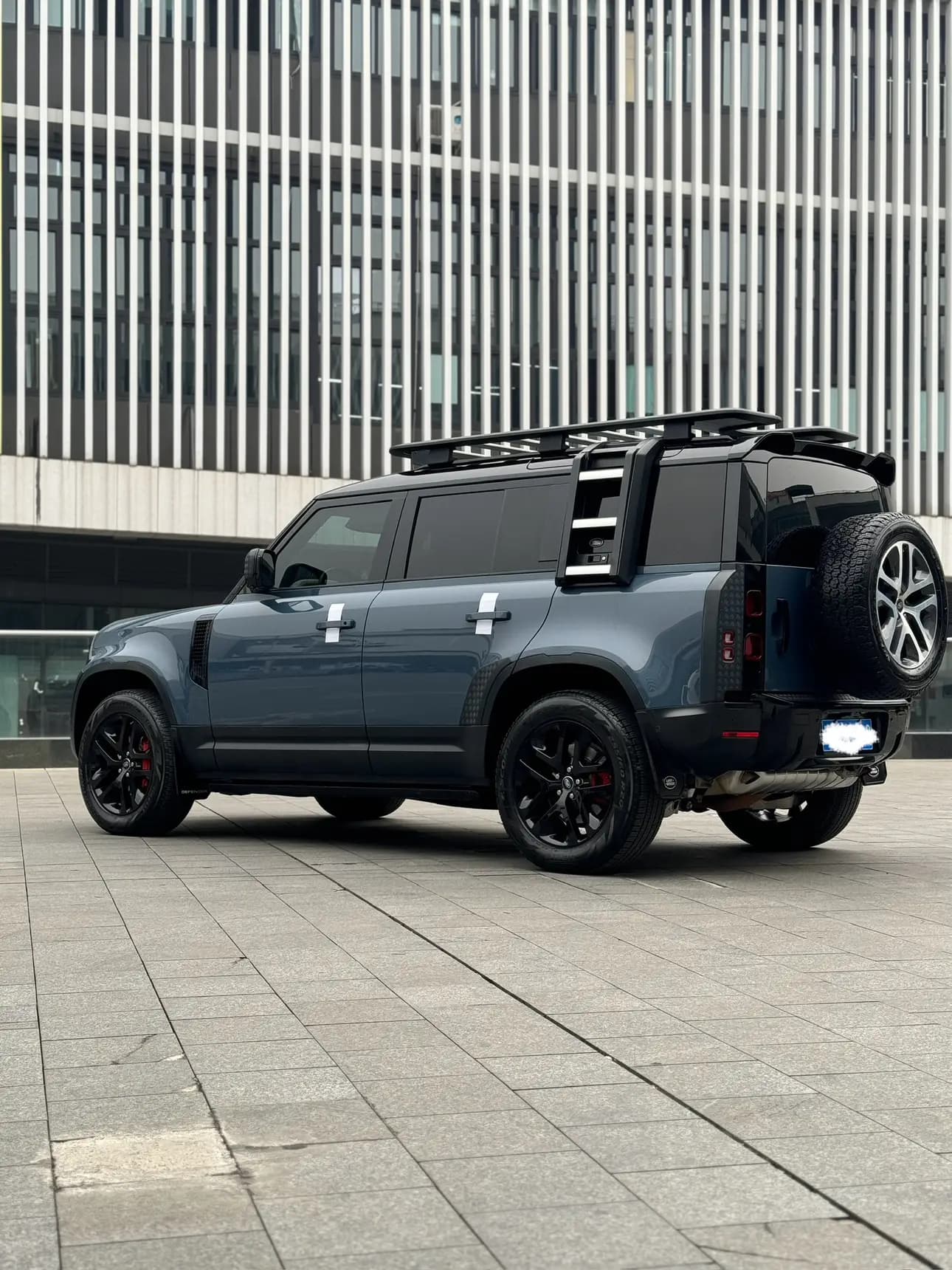 Land Rover Guard 2021 г. 84018 км. — фото 4