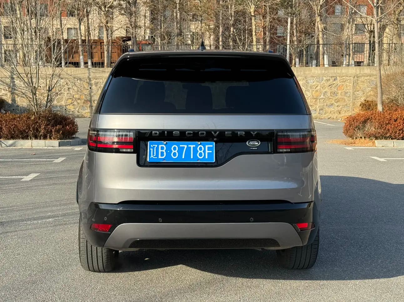 Land Rover Discovery 2023 г. 32000 км. — фото 4