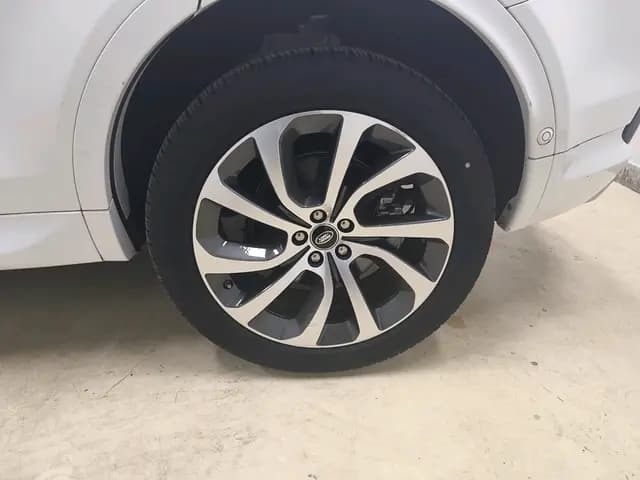 Land Rover Discover Sports 2021 г. 60000 км. — фото 7