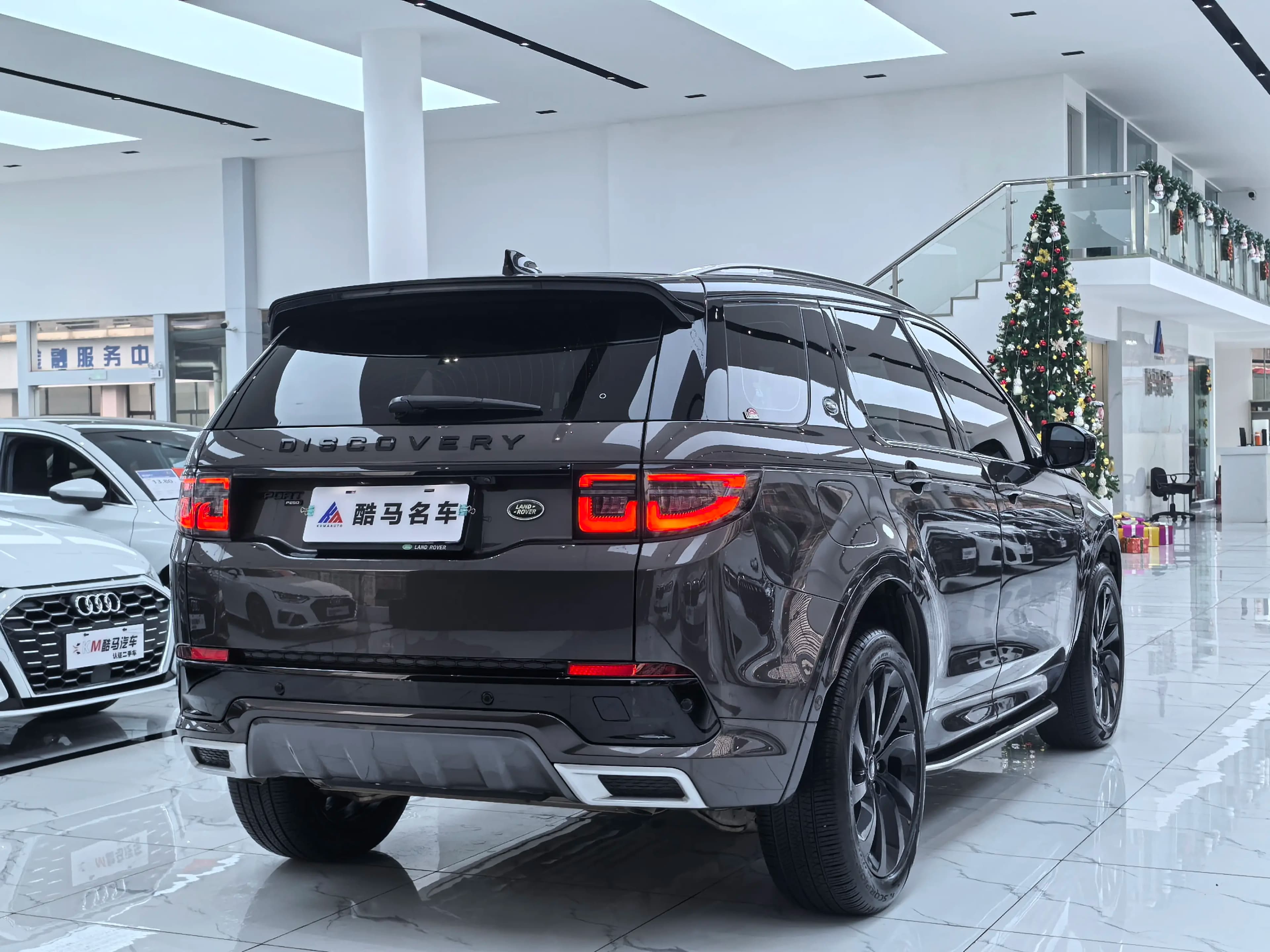 Land Rover Discover Sports 2023 г. 22000 км. — фото 6