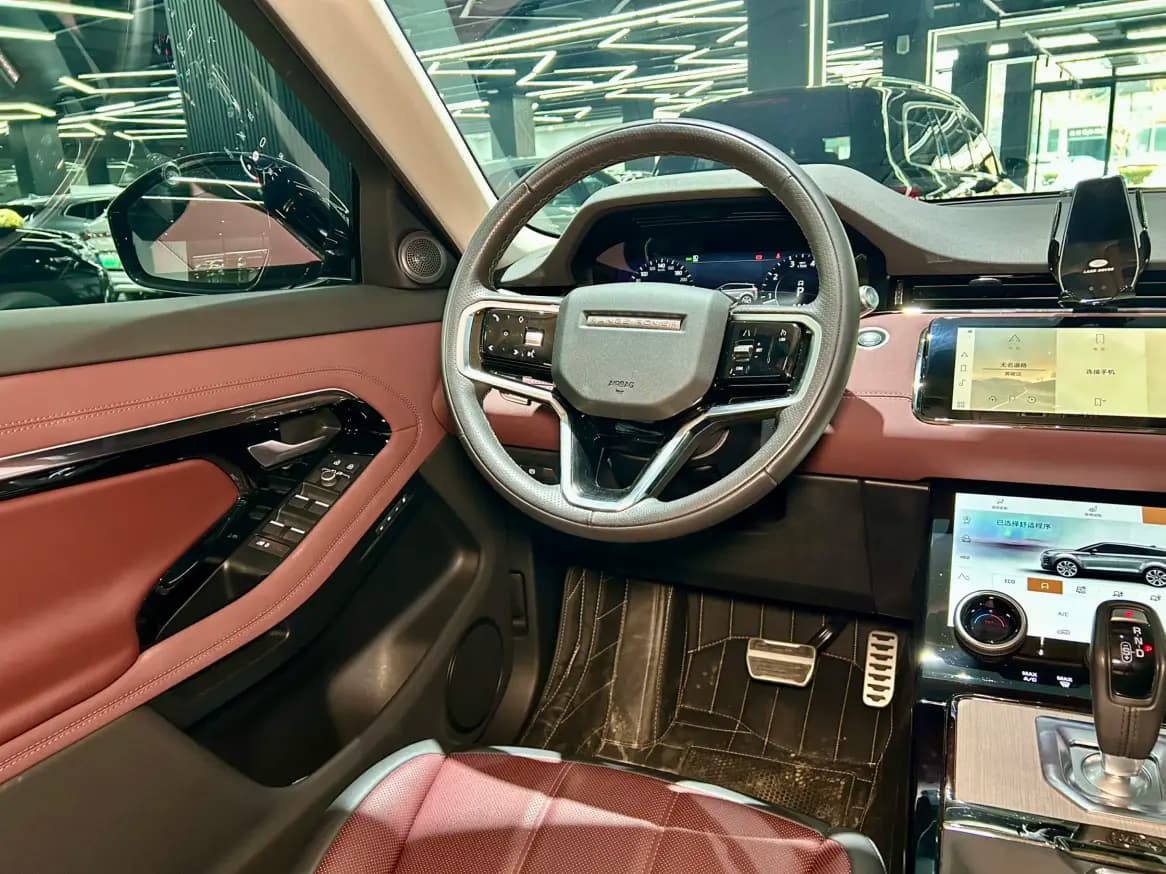 Land Rover Range Rover Evoque 2023 г. 13110 км. — фото 26