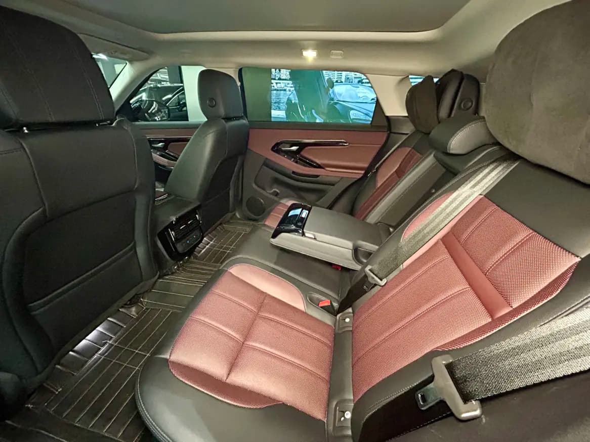Land Rover Range Rover Evoque 2023 г. 13110 км. — фото 30