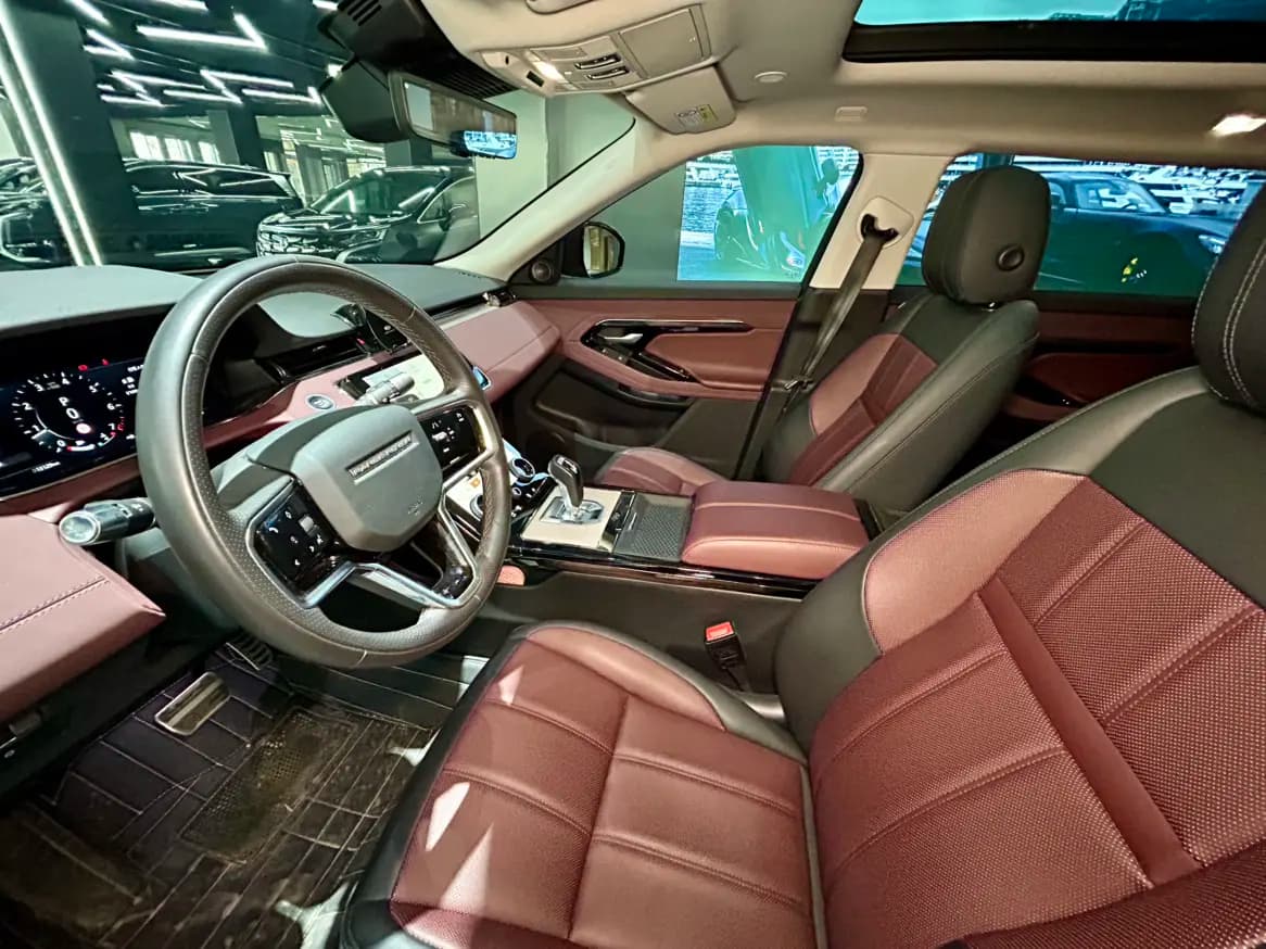 Land Rover Range Rover Evoque 2023 г. 13110 км. — фото 34