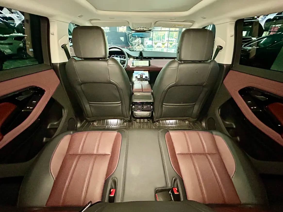 Land Rover Range Rover Evoque 2023 г. 13110 км. — фото 35
