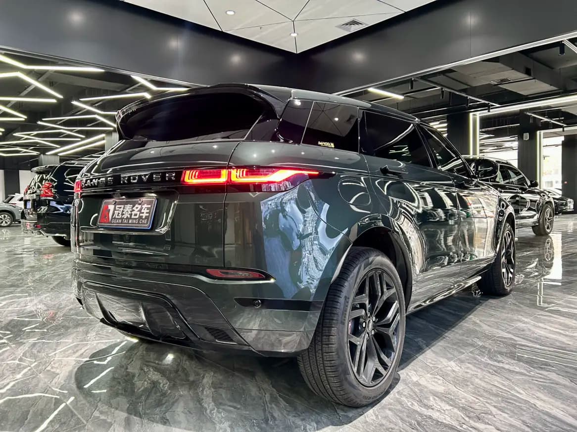 Land Rover Range Rover Evoque 2023 г. 13110 км. — фото 6