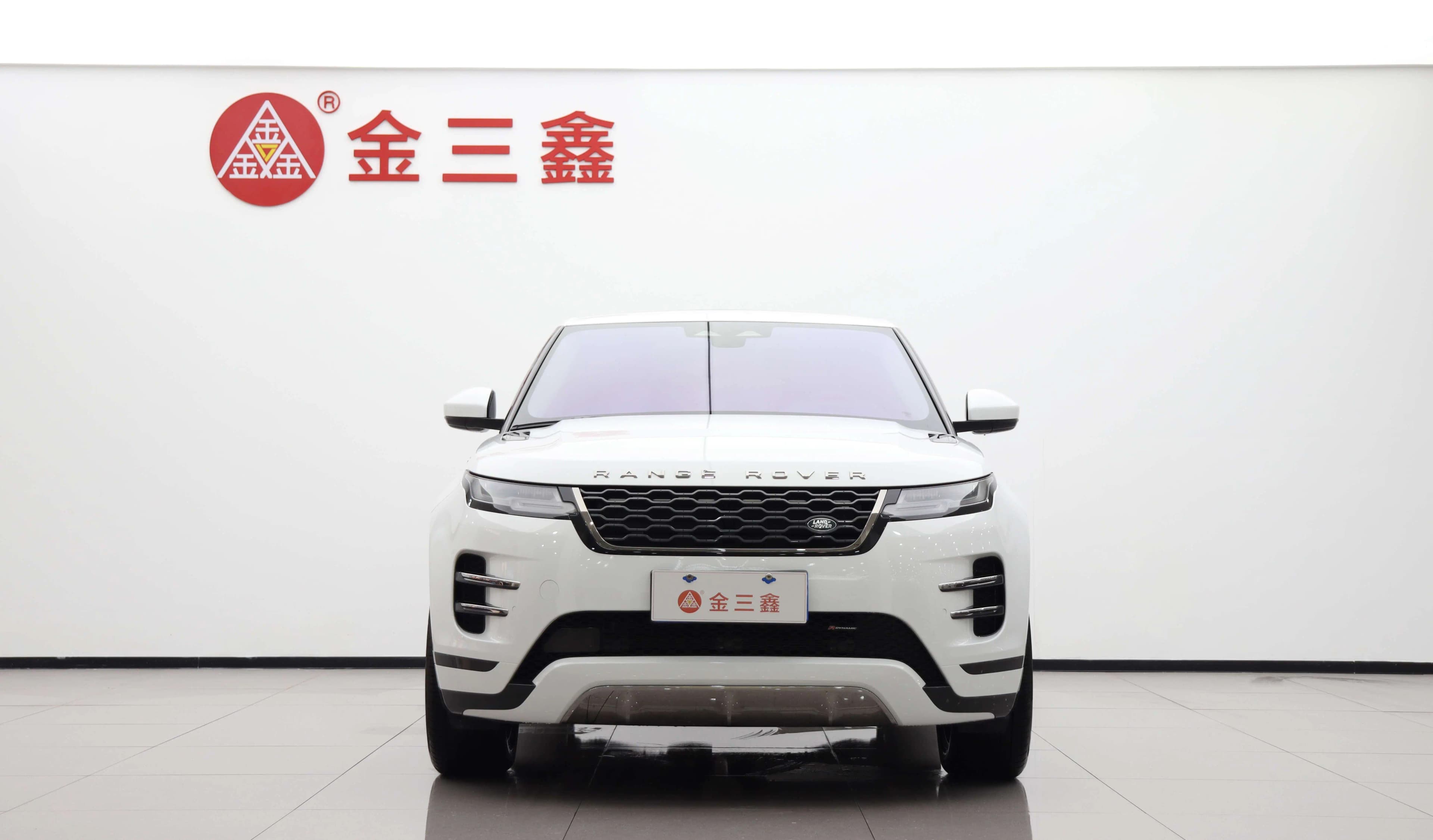 Land Rover Range Rover Evoque 2024 г. 31111 км. — фото 2