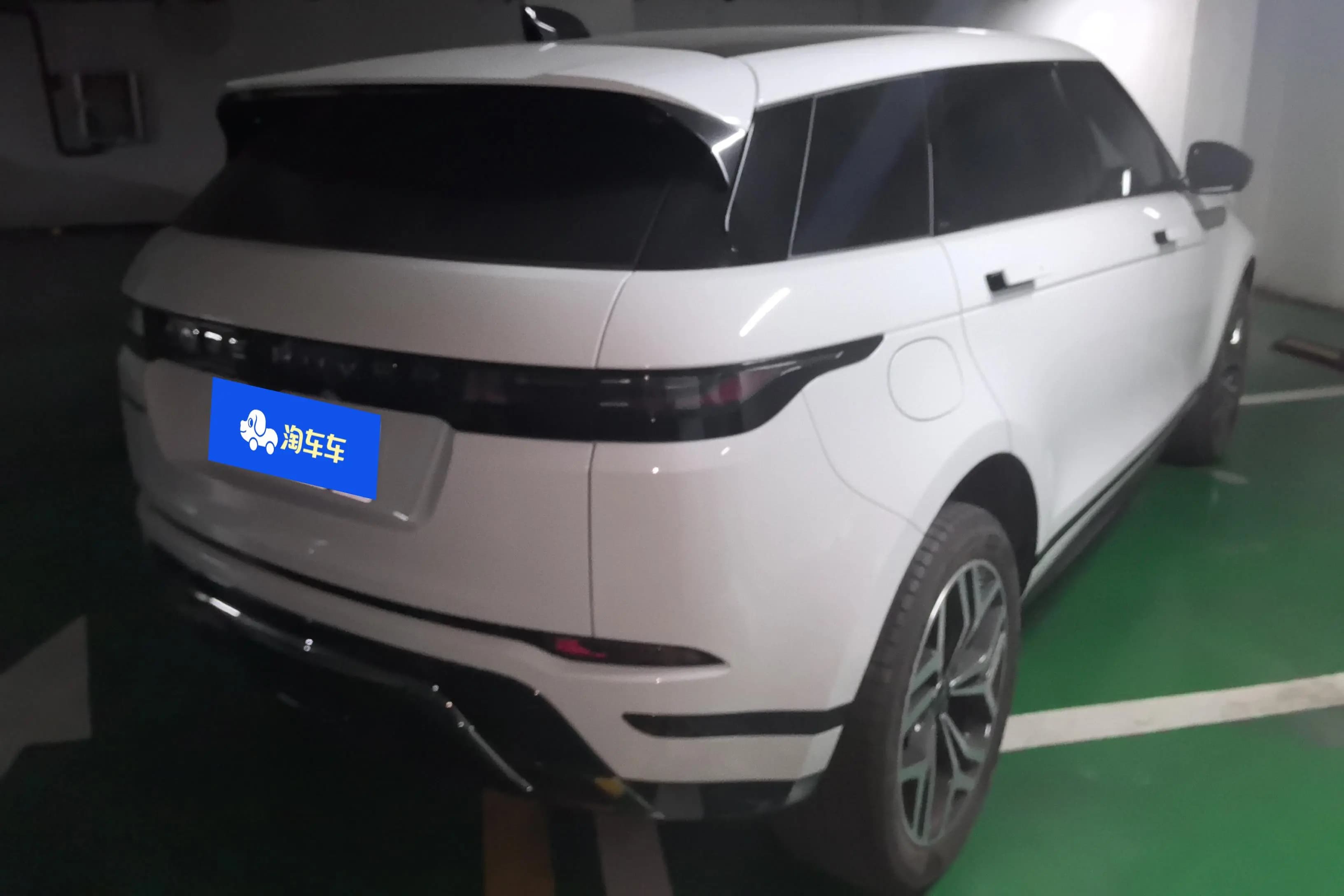 Land Rover Range Rover Evoque 2024 г. 4713 км. — фото 3