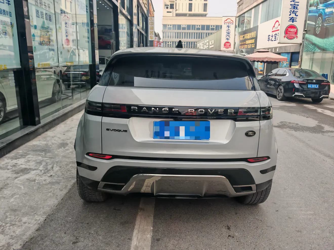 Land Rover Range Rover Evoque 2024 г. 18114 км. — фото 4