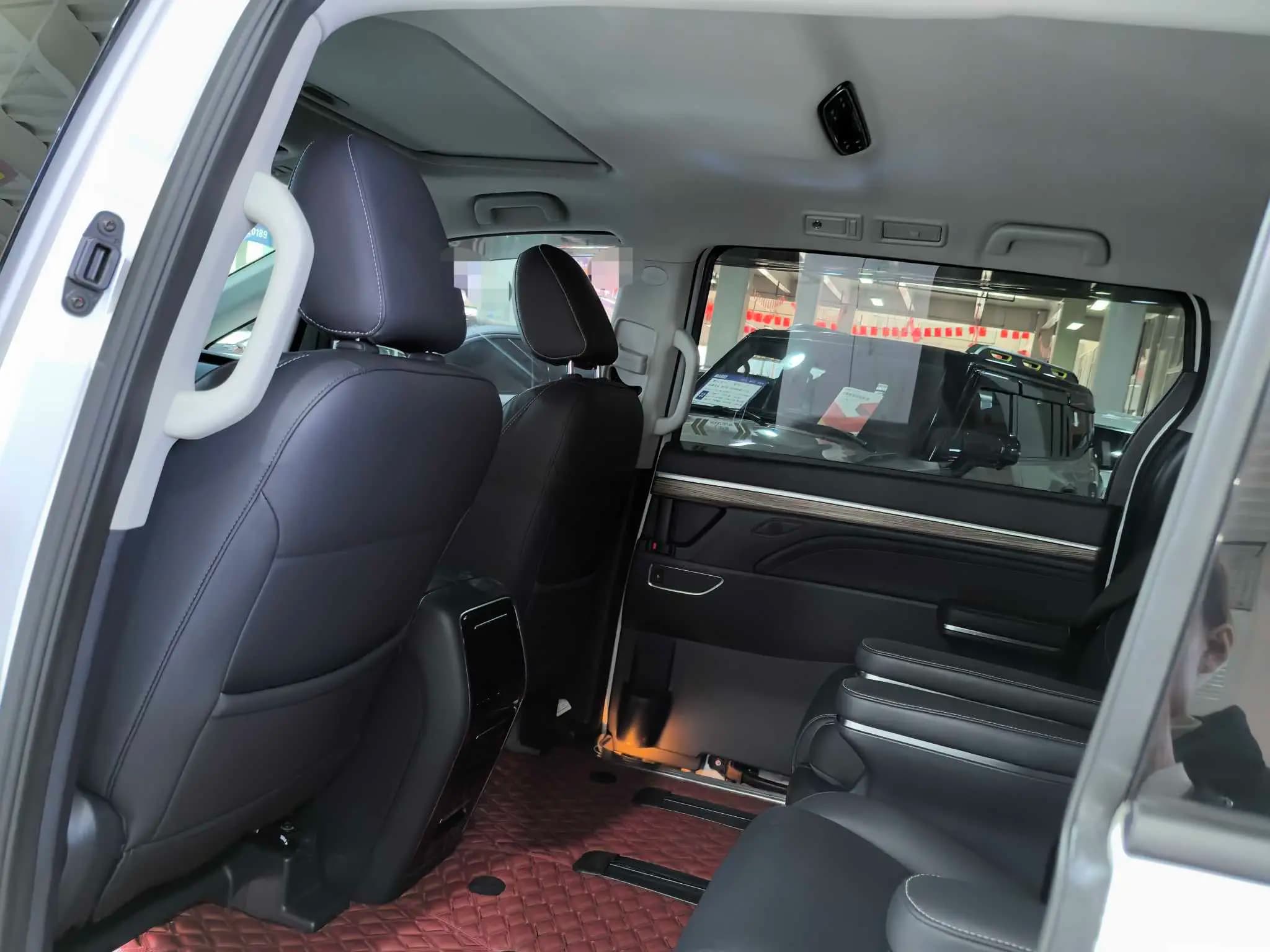 GAC Trumpchi M8 2022 г. 28132 км. — фото 15
