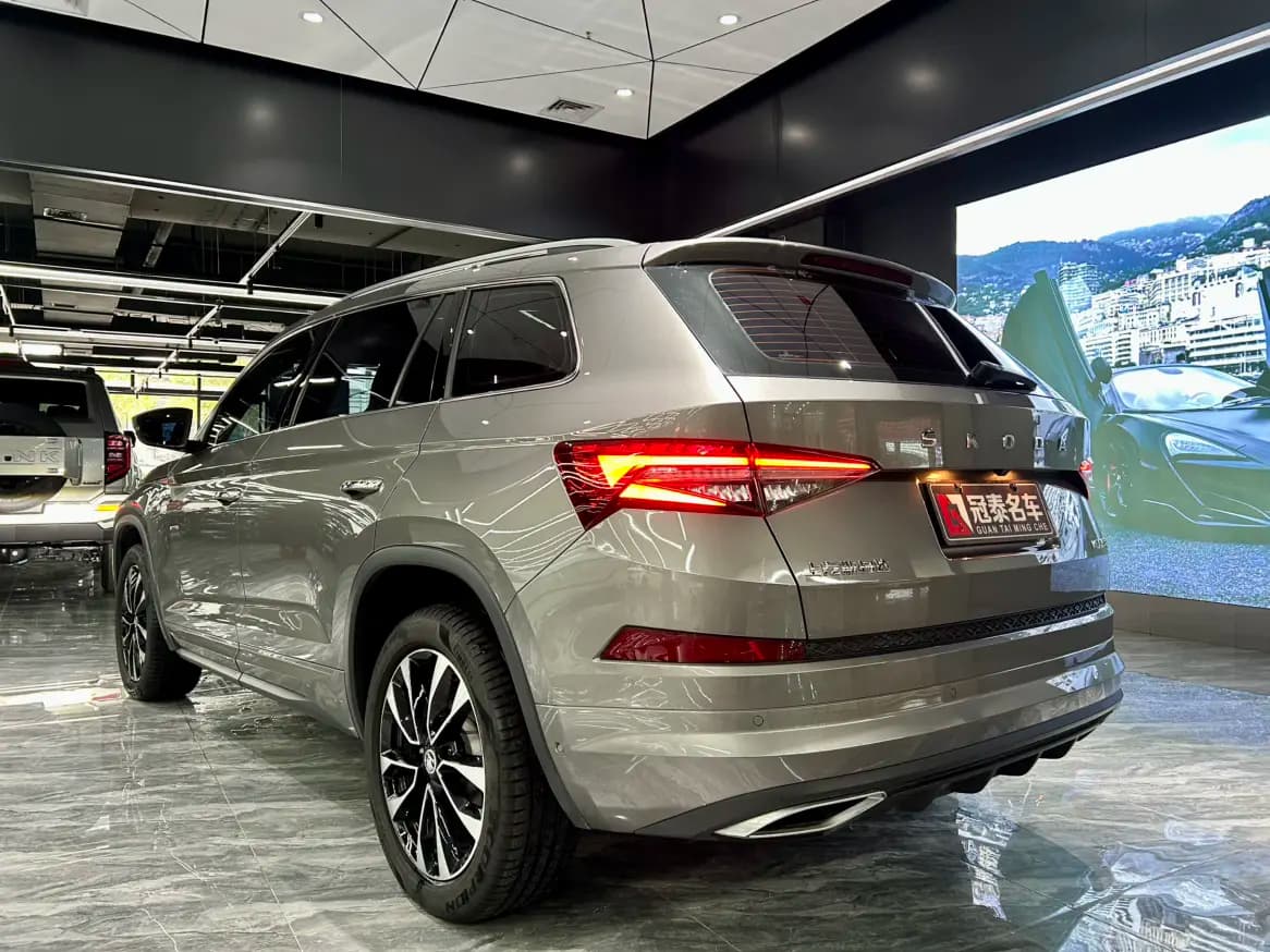 Skoda Kodiaq 2023 г. 33103 км. — фото 5